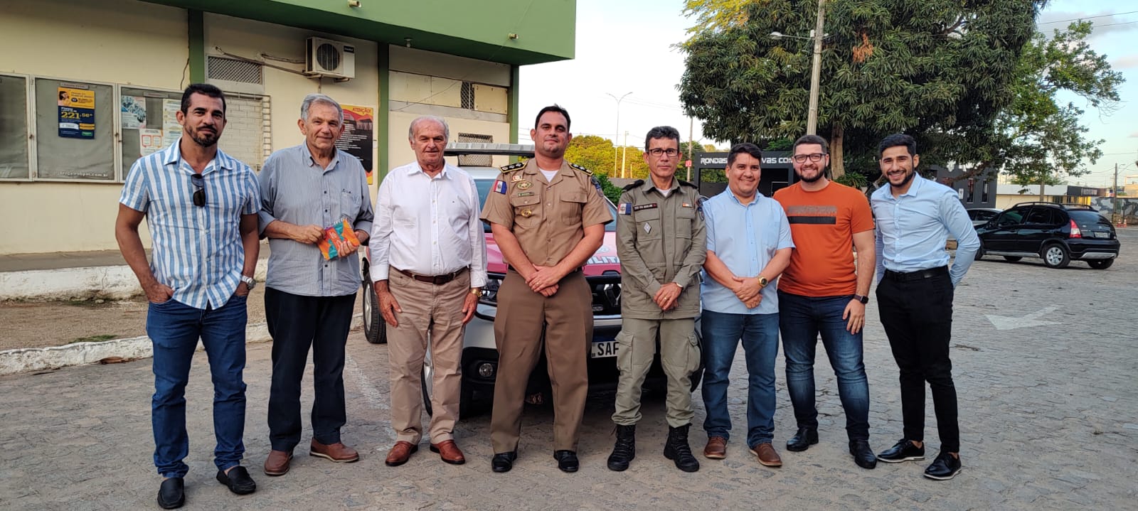 Leia mais sobre o artigo Sindilojas e representantes do comércio discutem com PM segurança no Centro de Arapiraca