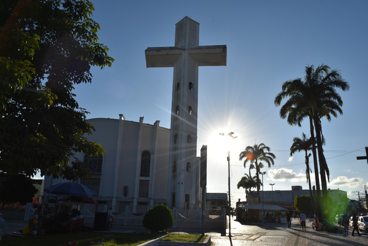 Leia mais sobre o artigo Saiba o que abre e fecha no feriado da Sexta Santa em Arapiraca