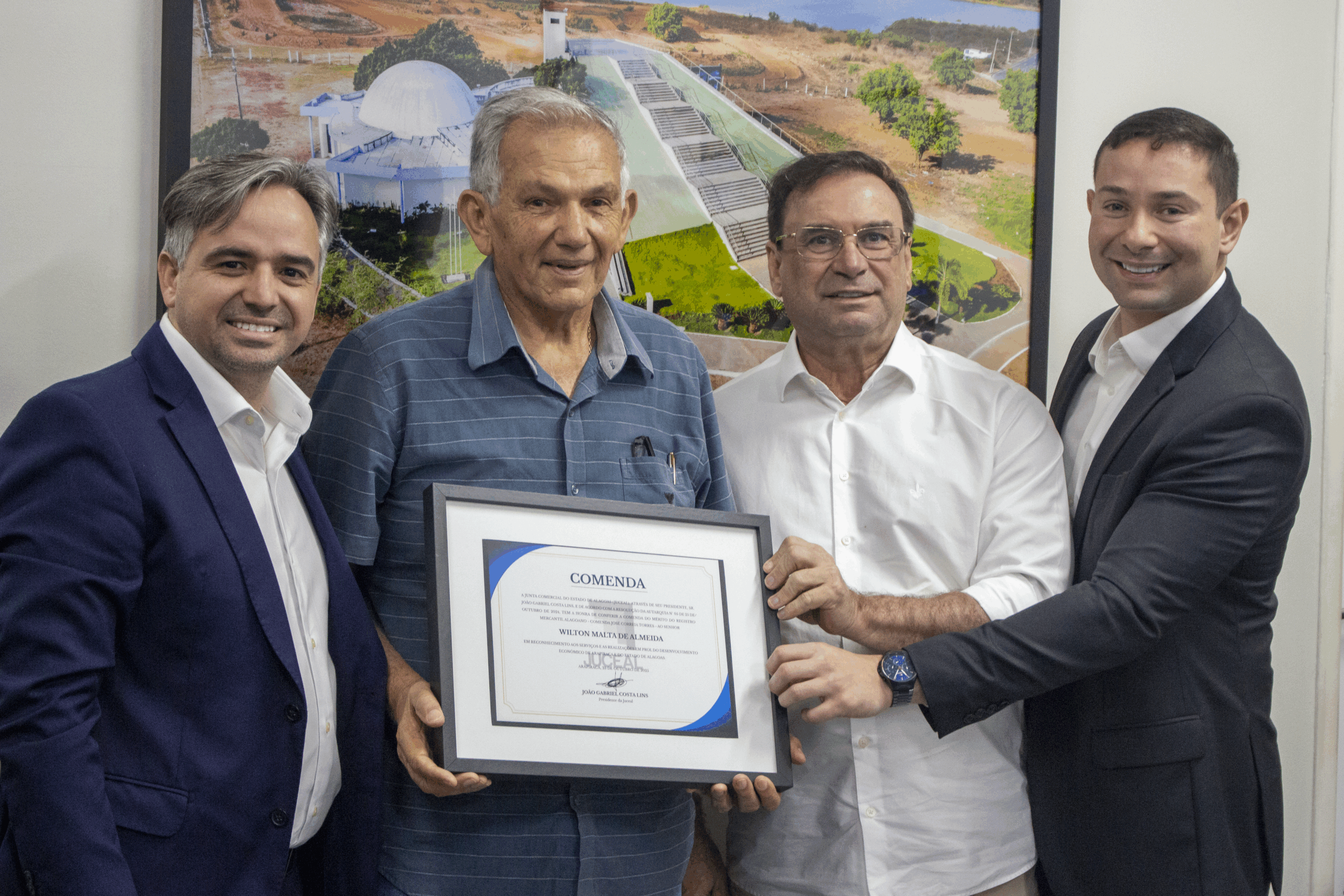Leia mais sobre o artigo Em Arapiraca, Juceal promove reunião e homenageia empresários e autoridades com comenda