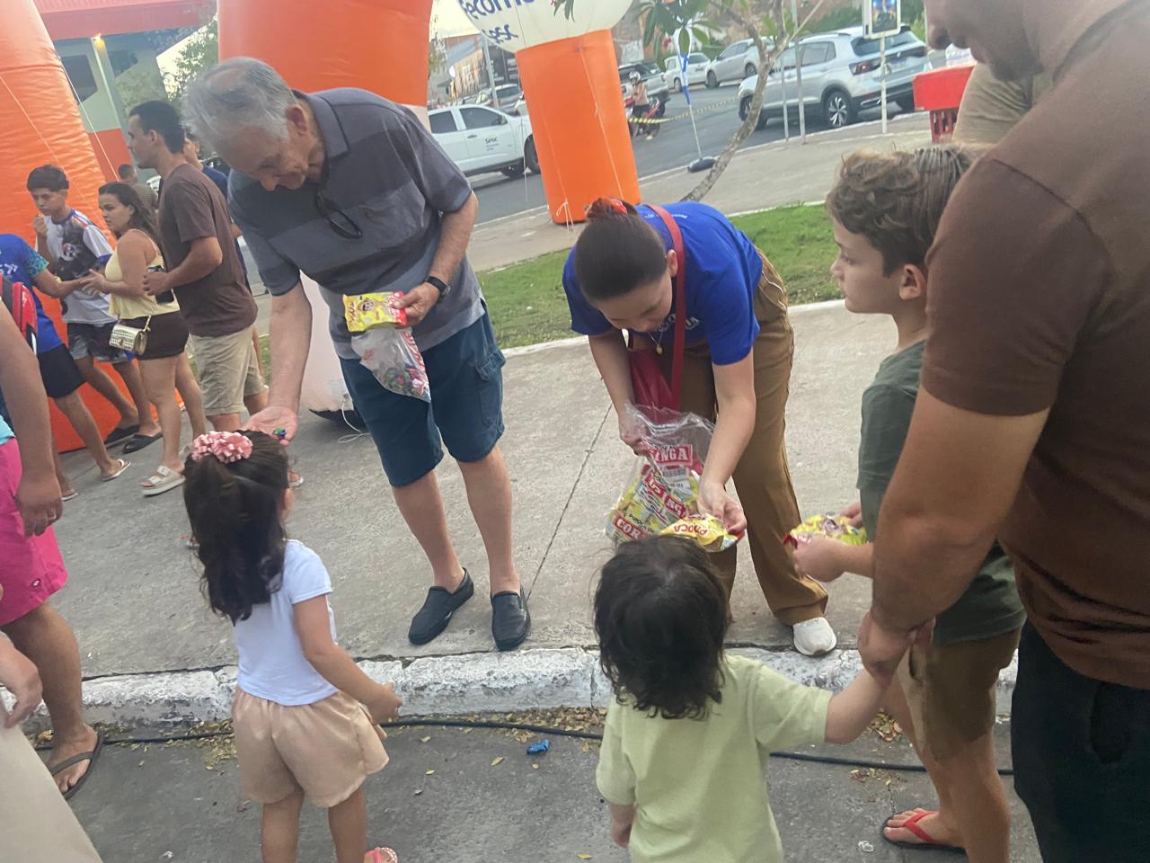 Leia mais sobre o artigo Alegria para todas as idades: Brincando no Parque reúne centenas de famílias no Dia das Crianças em Arapiraca